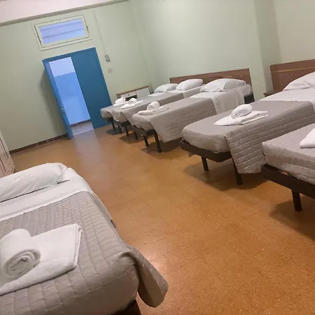 Hostal Campus Baia Serena *