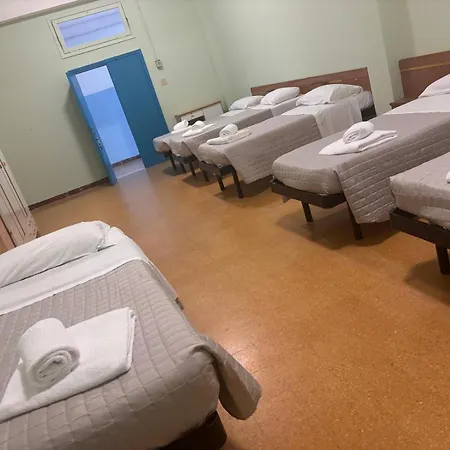 Campus Baia Serena Hostal